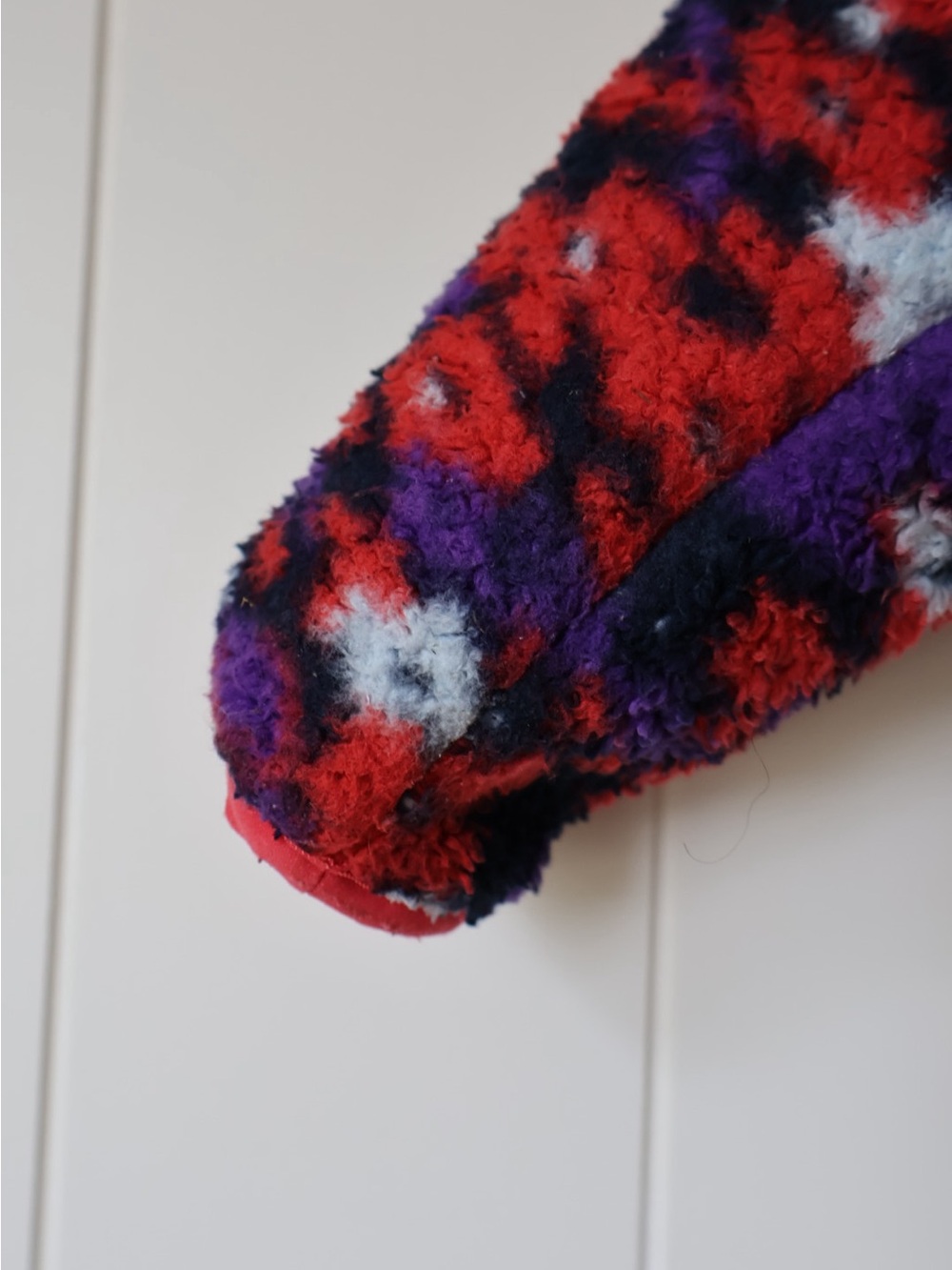The North Face Campshire Baby Colorful Fleece Teddy Jacket - Red, Purple, Black - Picture 8 of 10